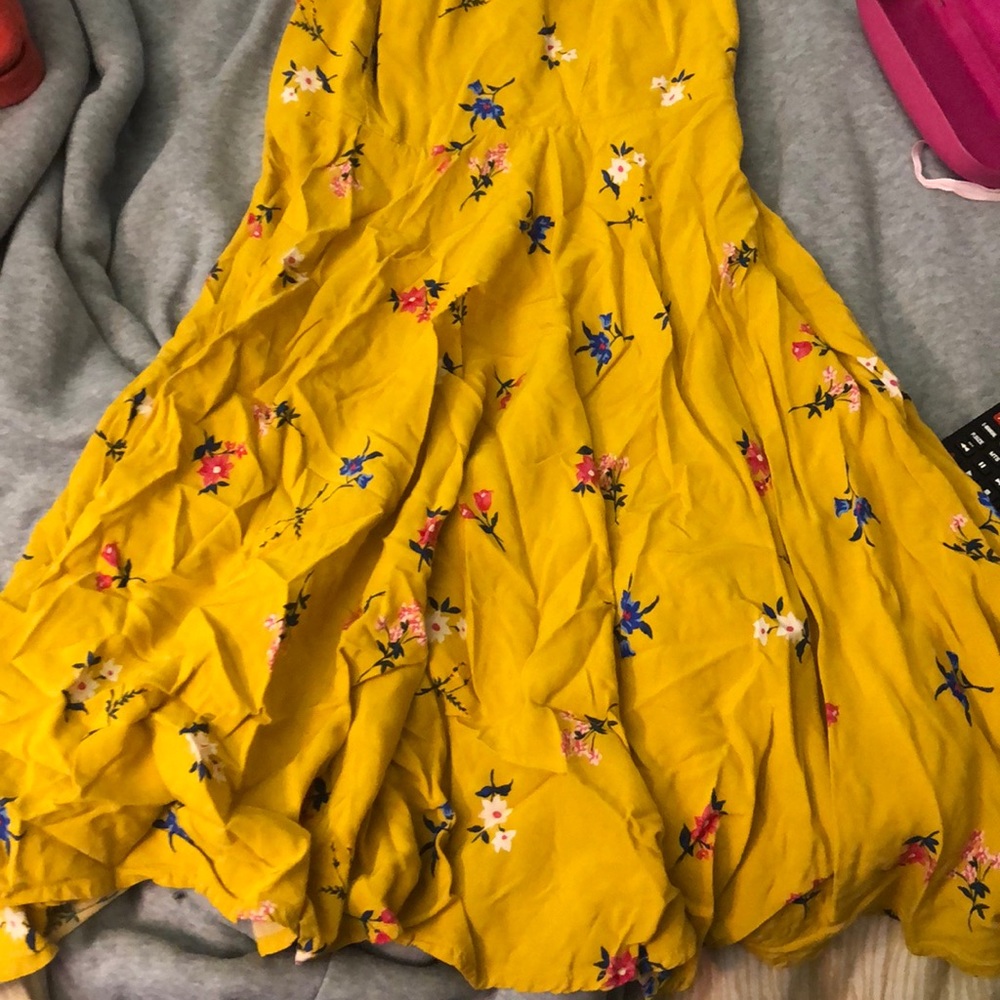 Sundress - Picture 2 of 3